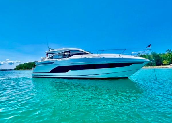 2020 Fairline 45/43 Targa