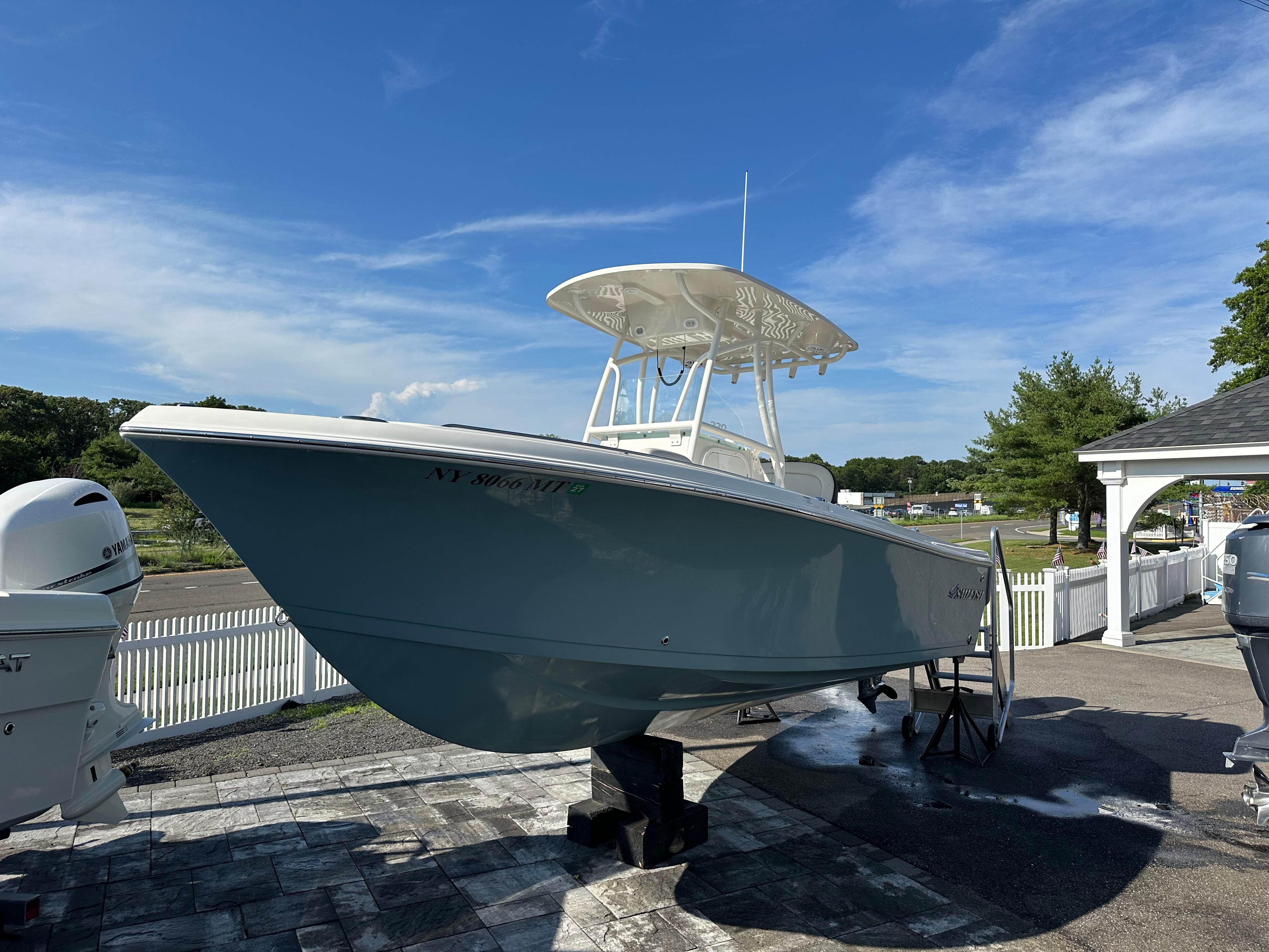2024 Sailfish 220 CC