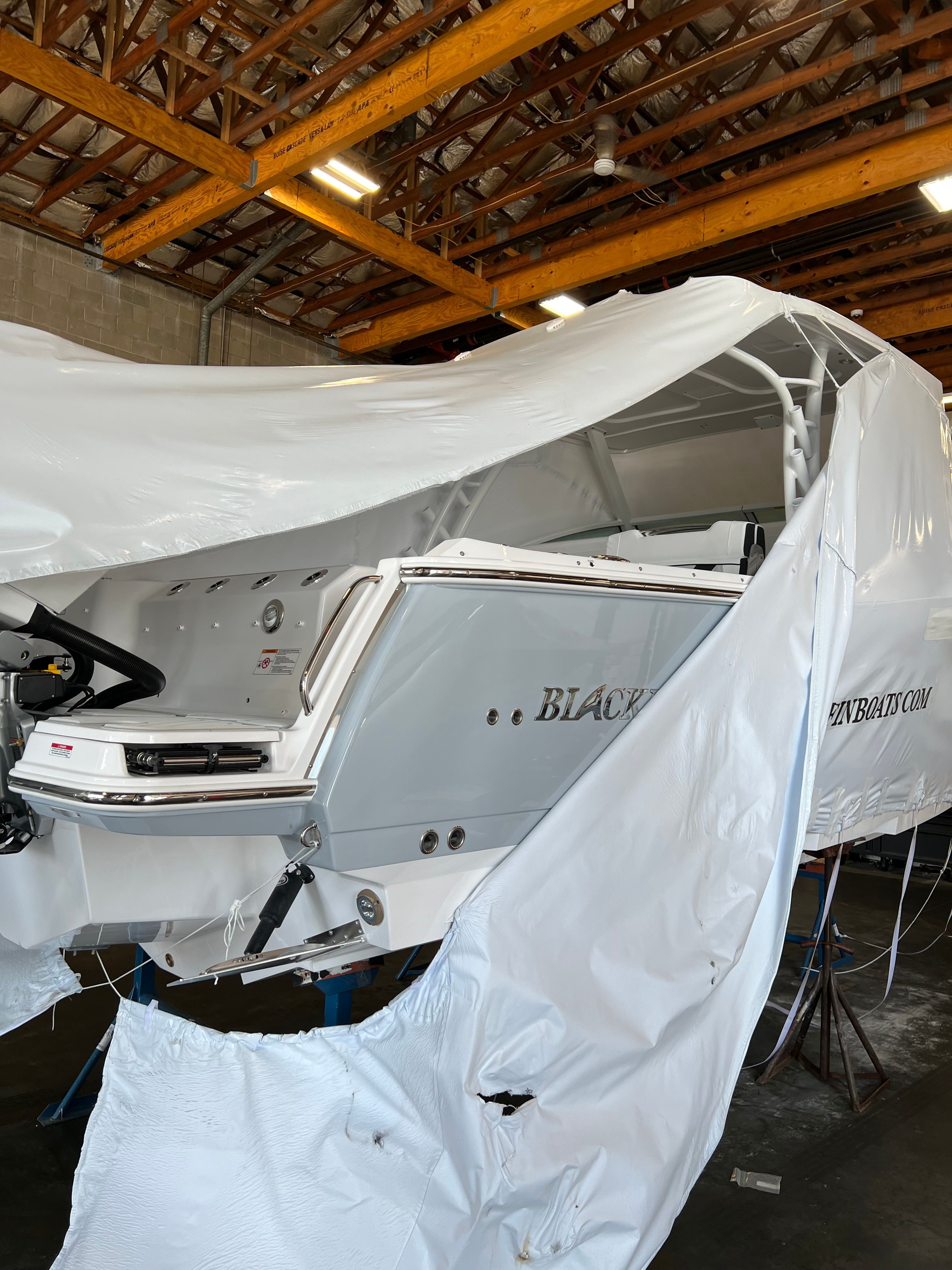 2024 Blackfin 302 DC