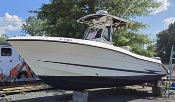 2002 Hydra-Sports 2390 CC Vector