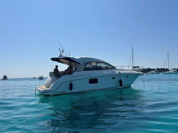 2010 Jeanneau Prestige 38 S.