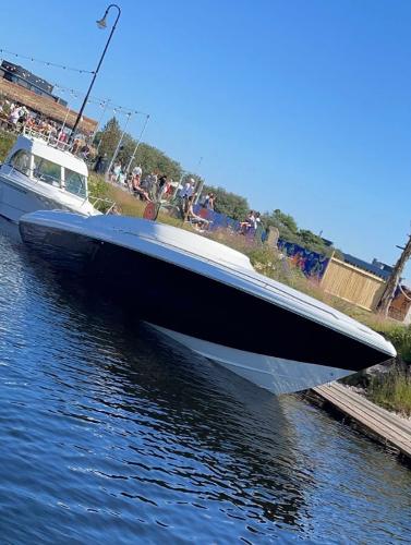 1998 Powerquest 340 Vyper