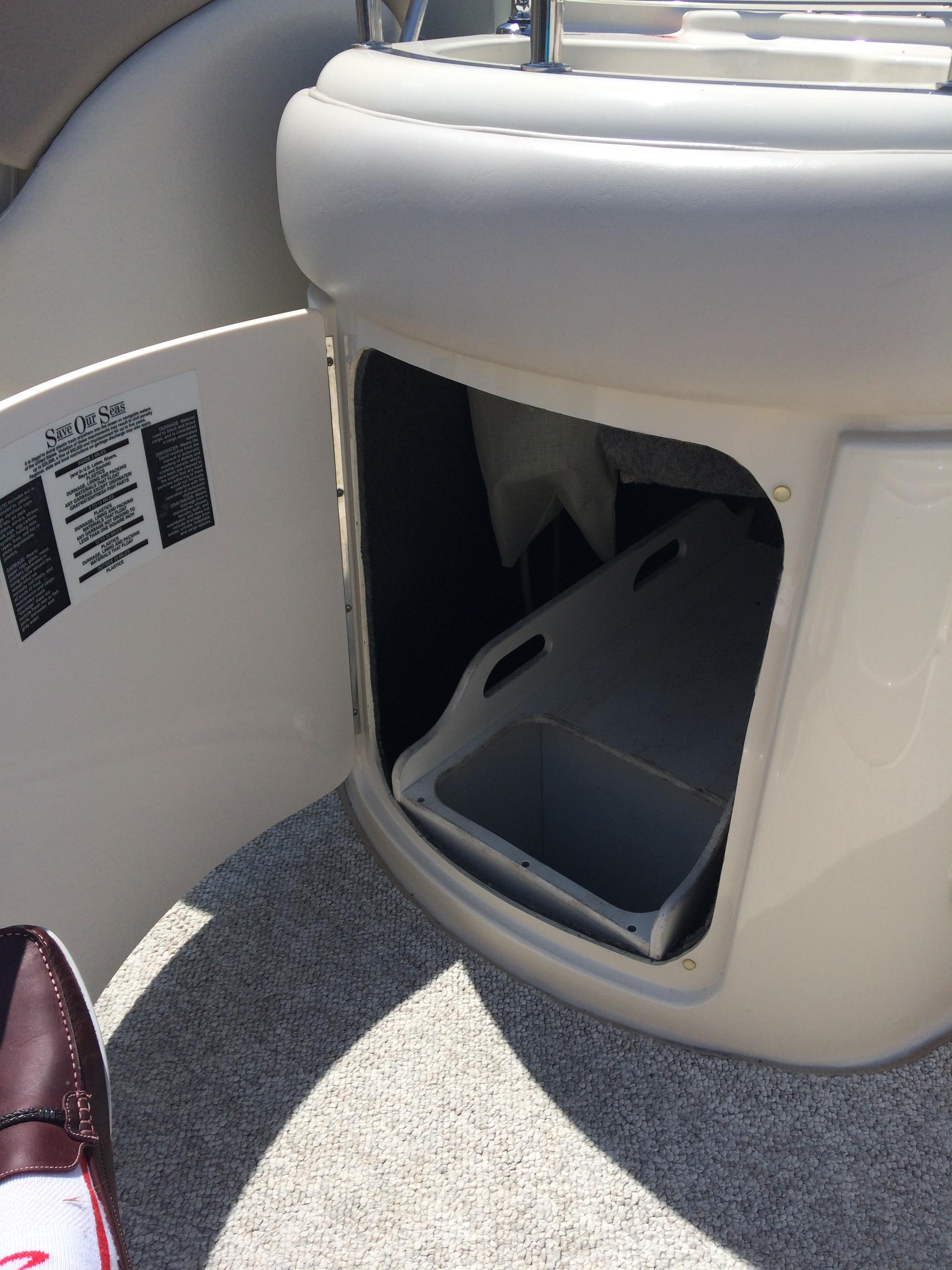 2006 Sea Ray 260 Sun Deck