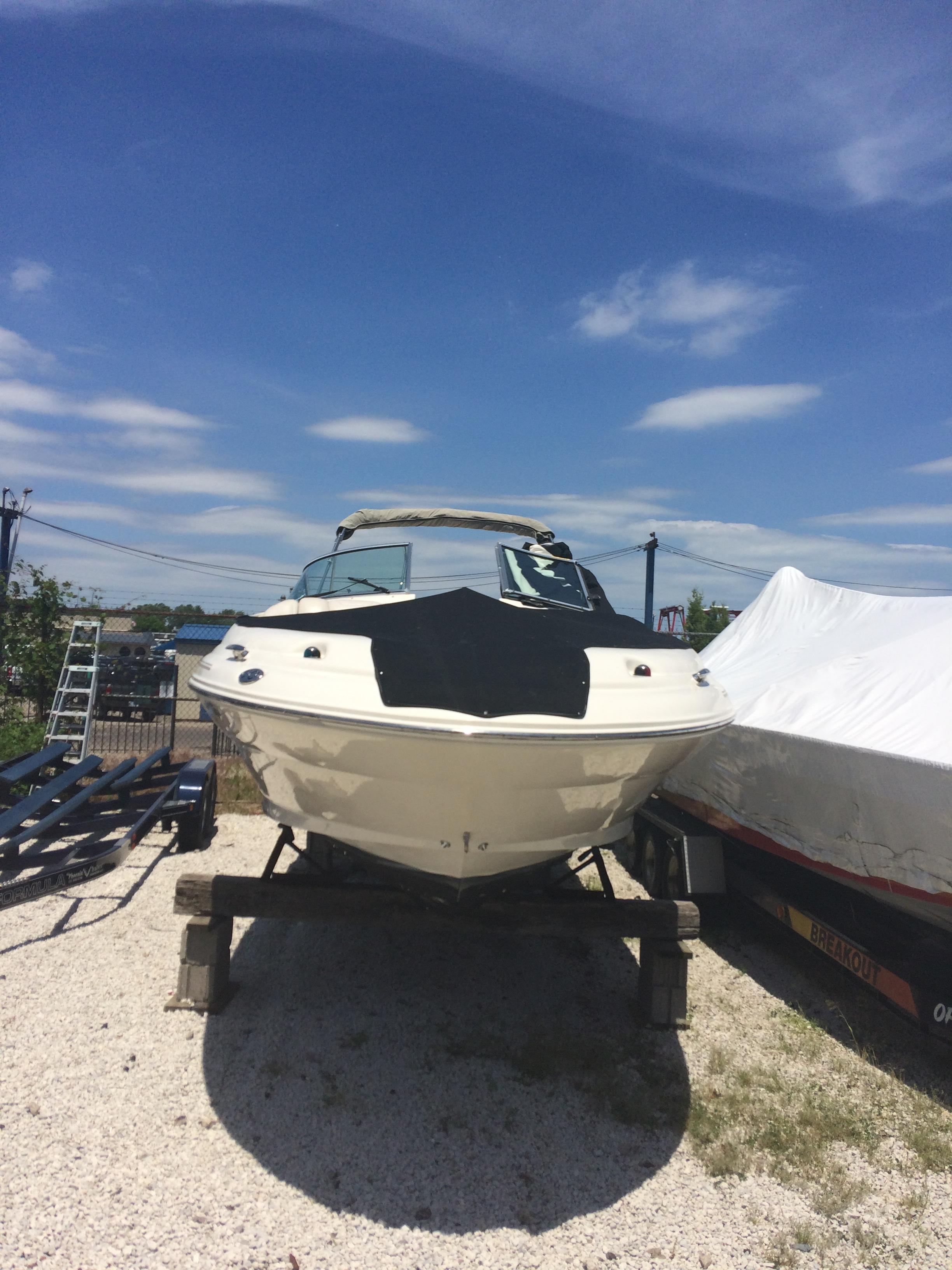 2006 Sea Ray 260 Sun Deck