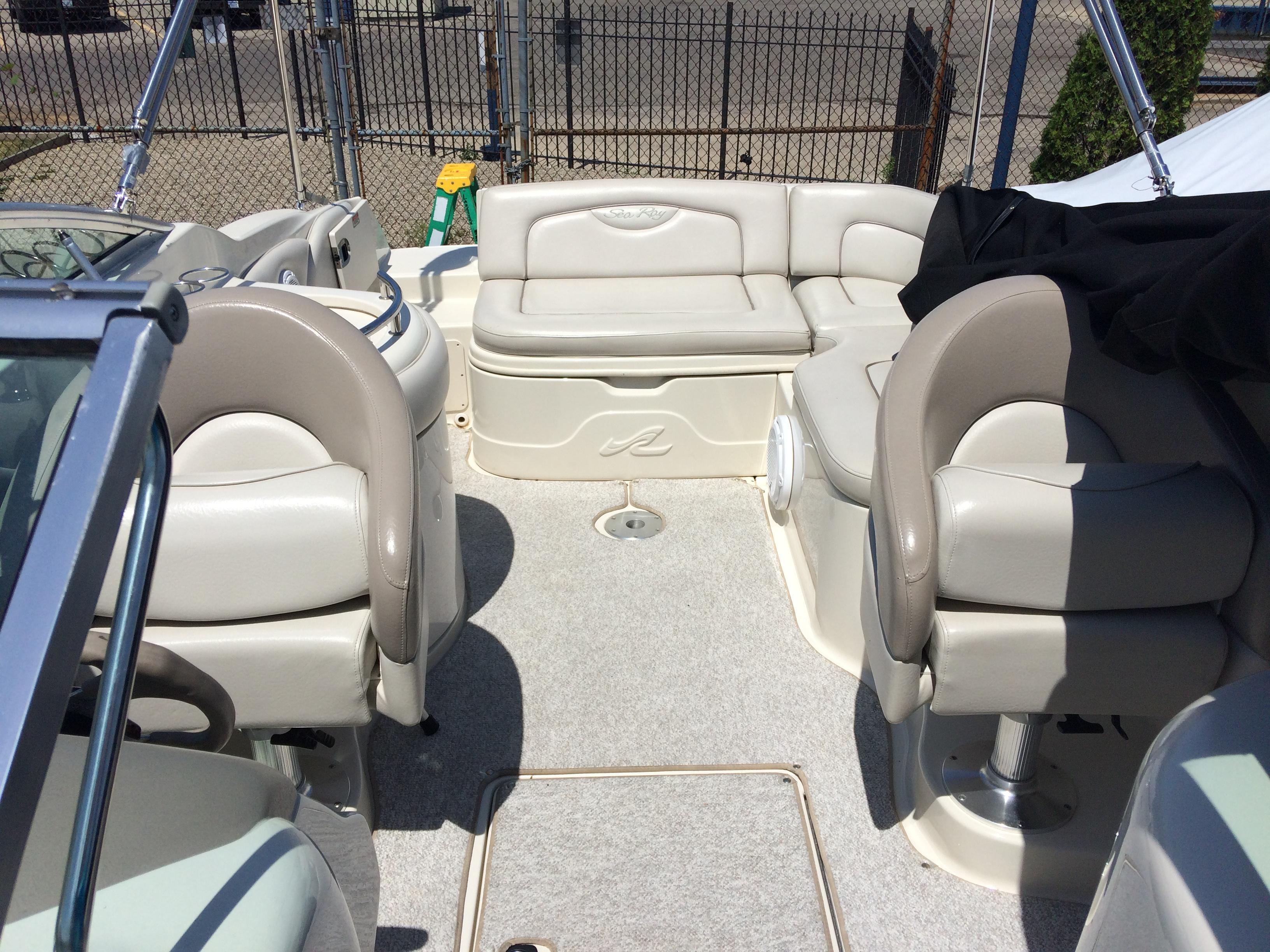 2006 Sea Ray 260 Sun Deck