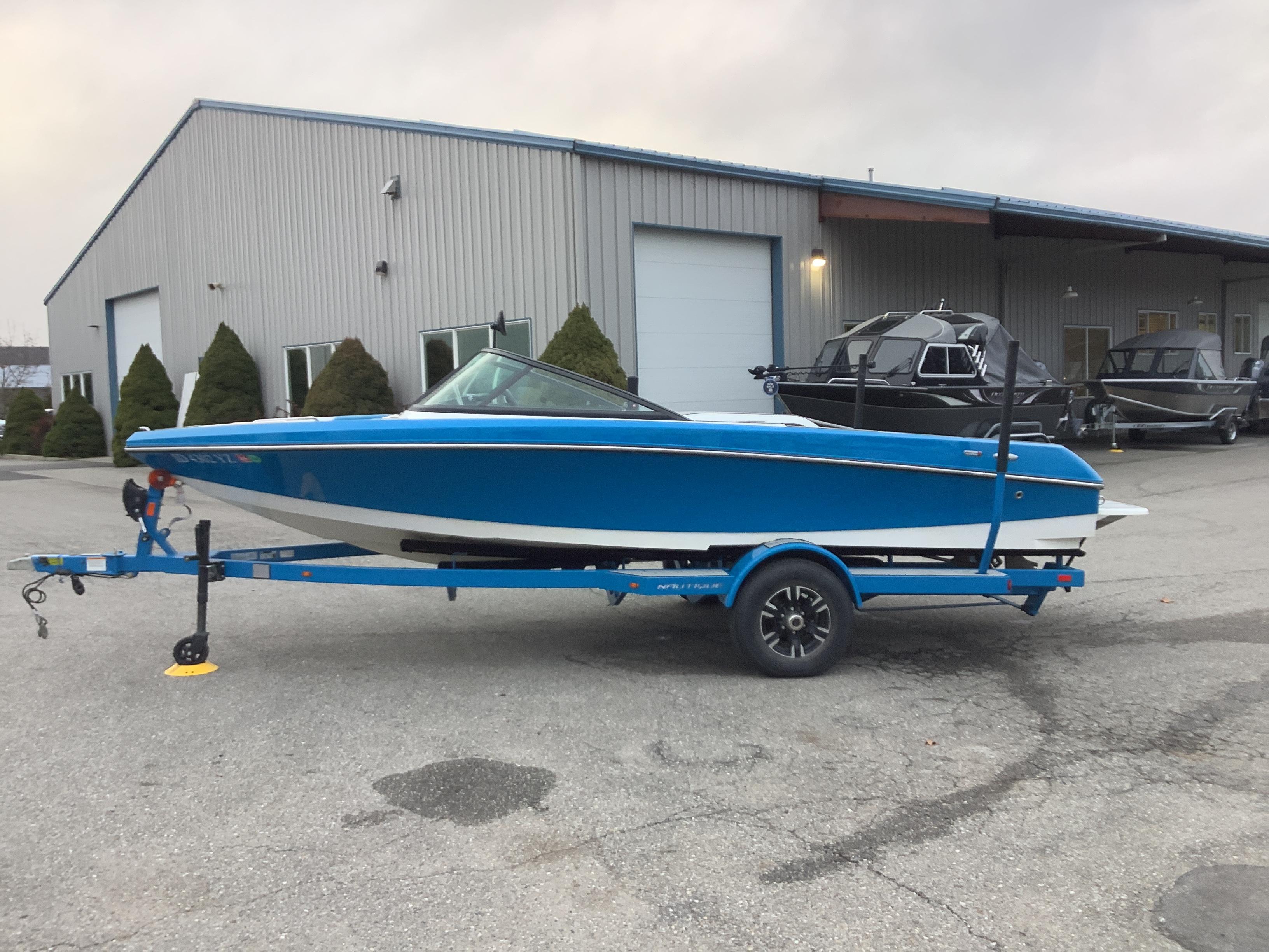2019 Nautique ski 200