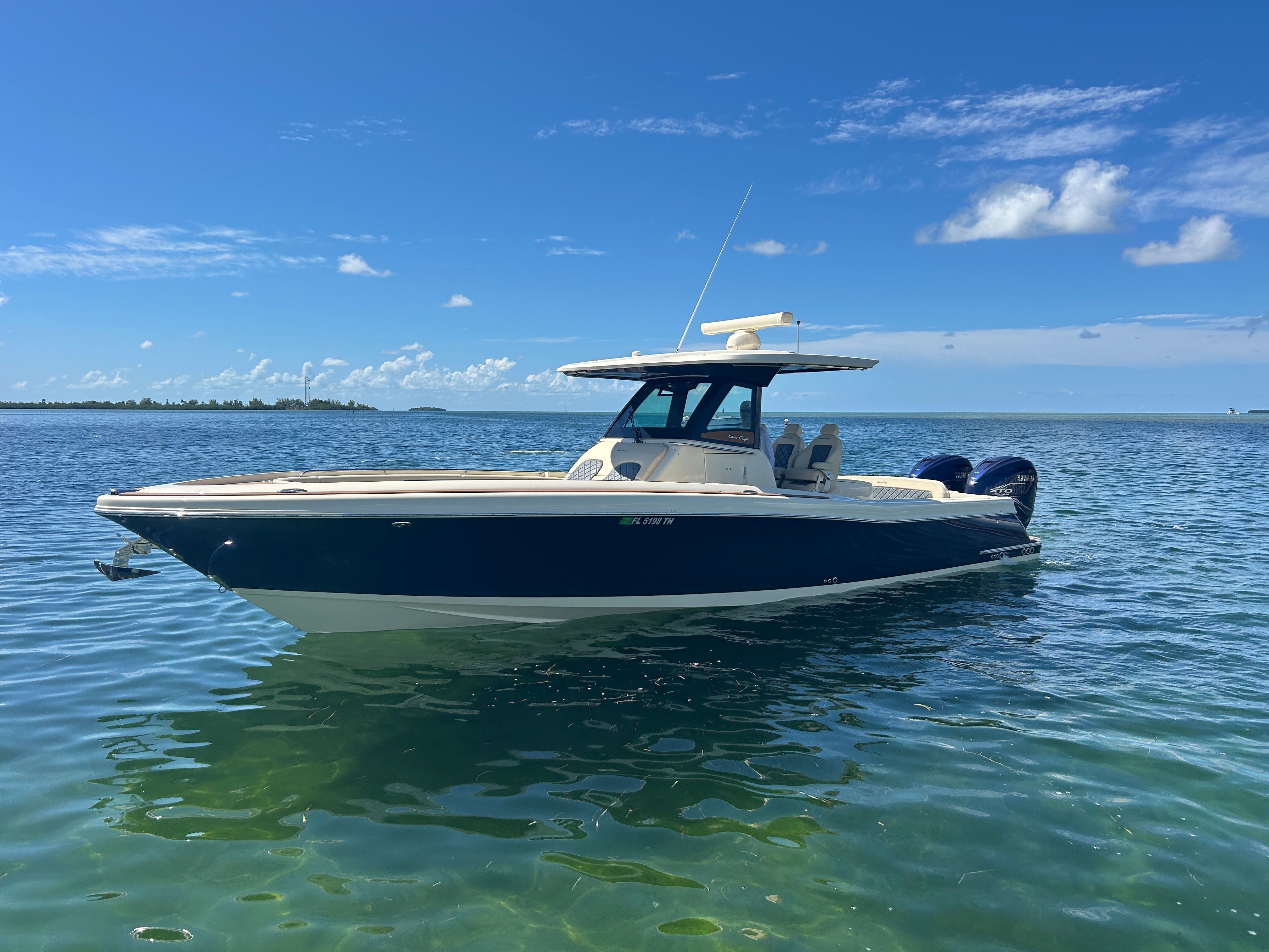 2023 Chris-Craft Catalina