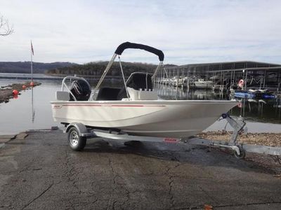 Boston Whaler 170 Montauk