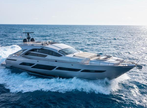 2021 Pershing 9X
