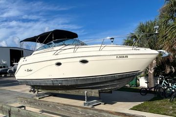 2000 Rinker 270 Fiesta Vee