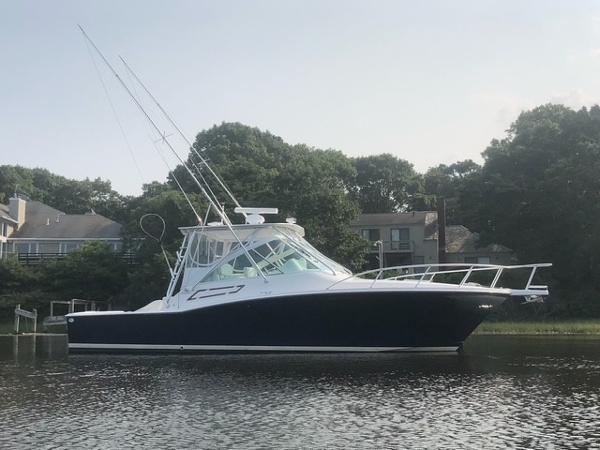 2006 Cabo 32 Express HT