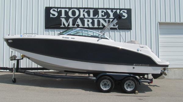 Four Winns HD220 2017 Four Winns HD220 boat on trailer at Stokley's Marina.