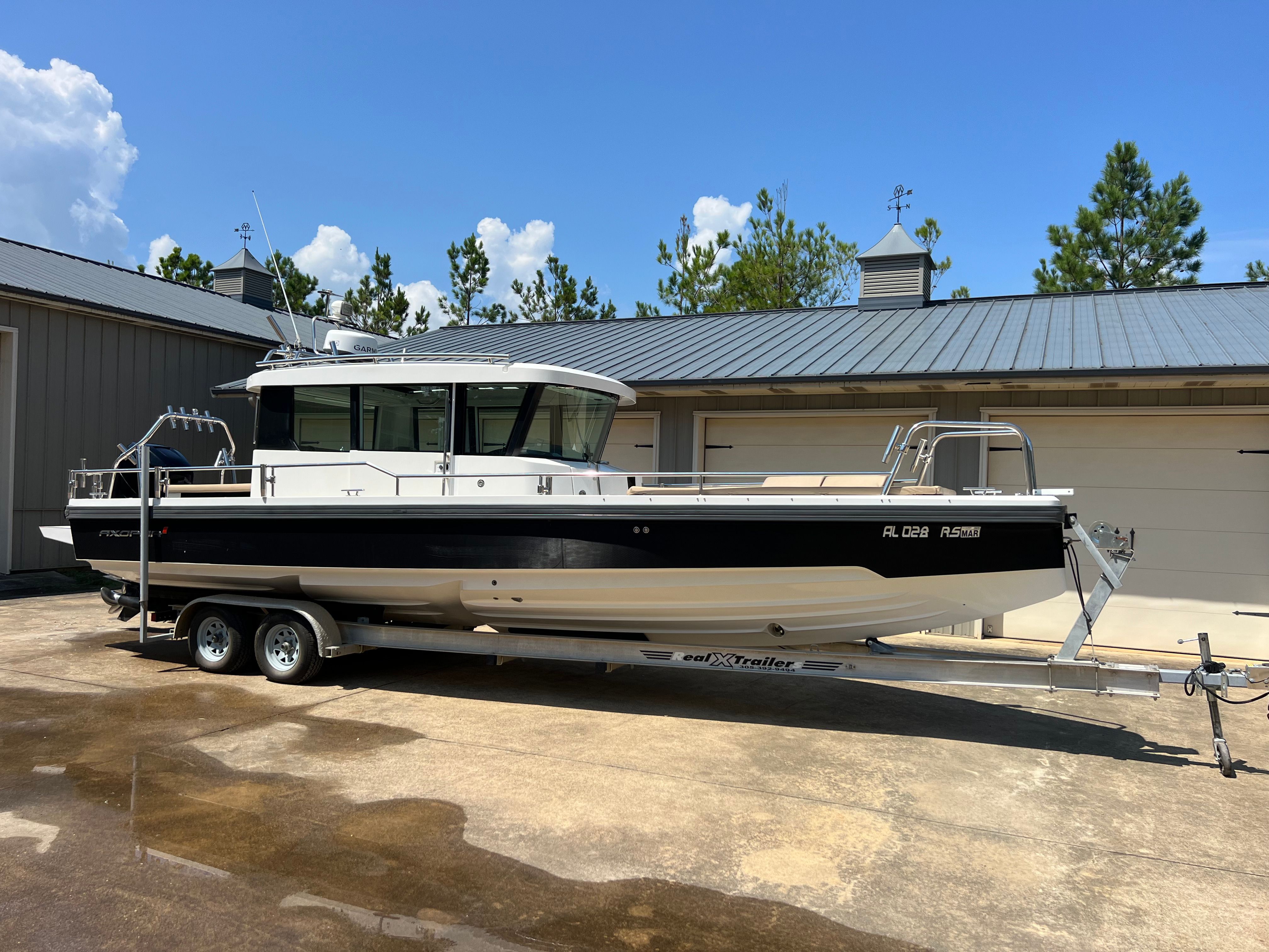 2017 Axopar 28 AC