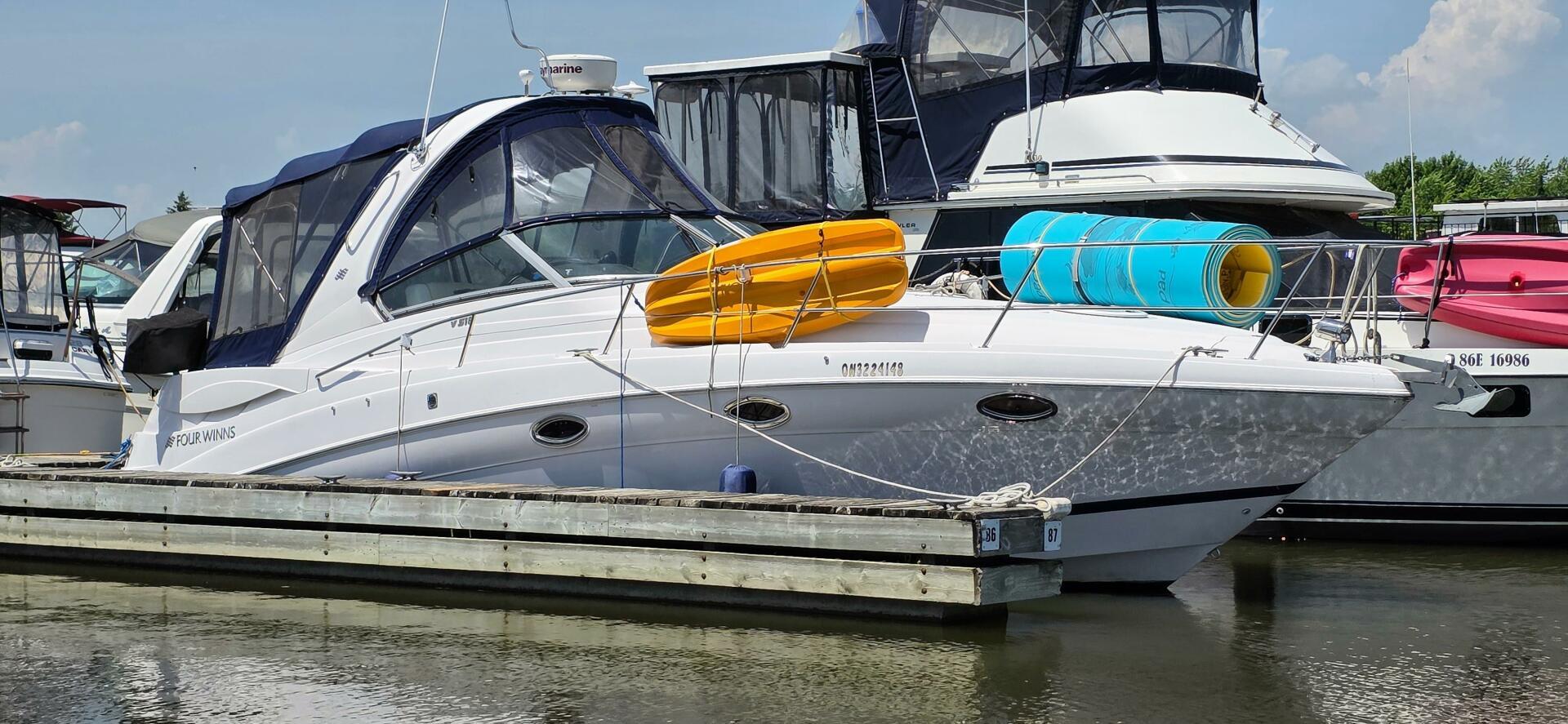 2008 Four Winns 318 Vista