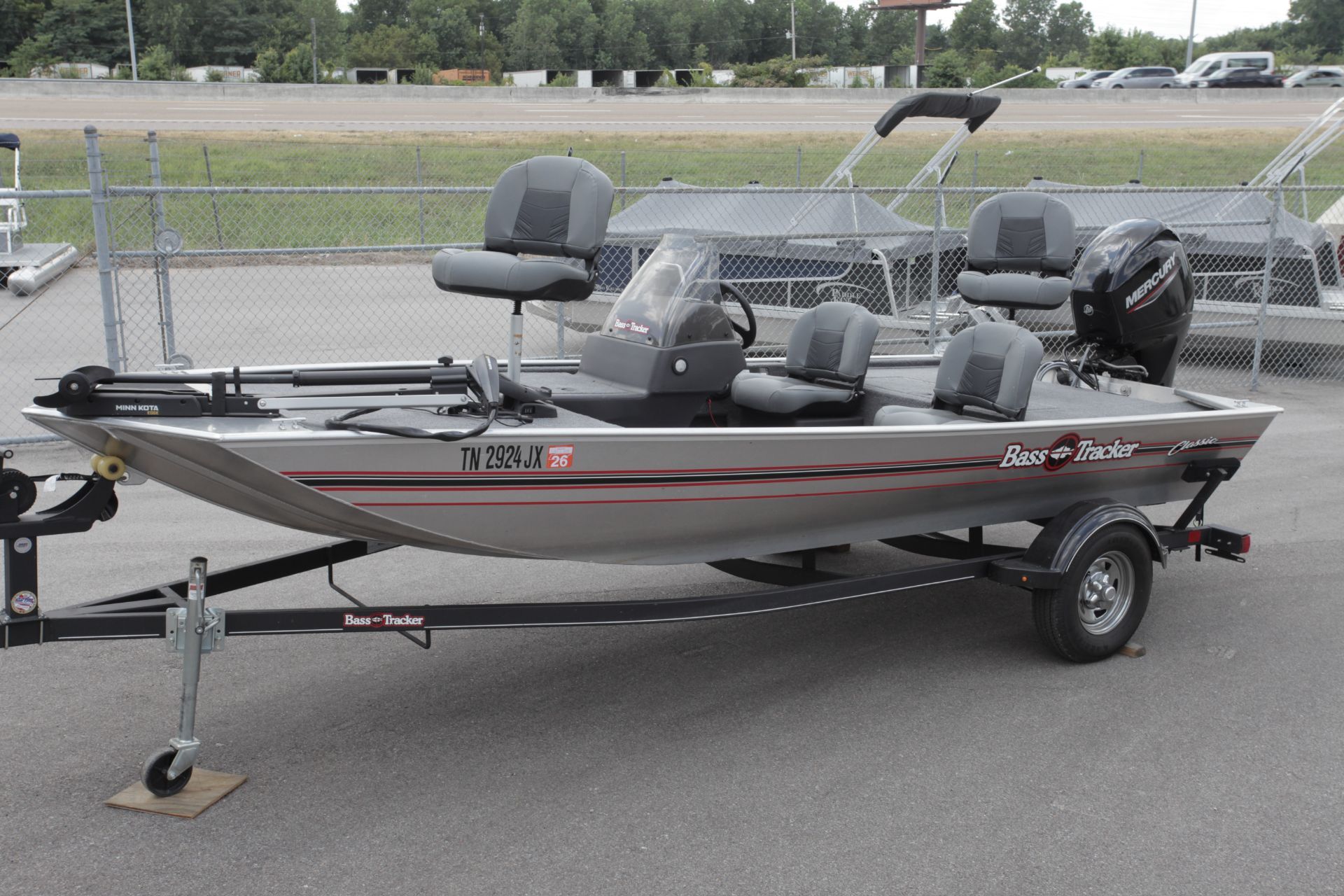 2020 Tracker Bass Tracker Classic XL