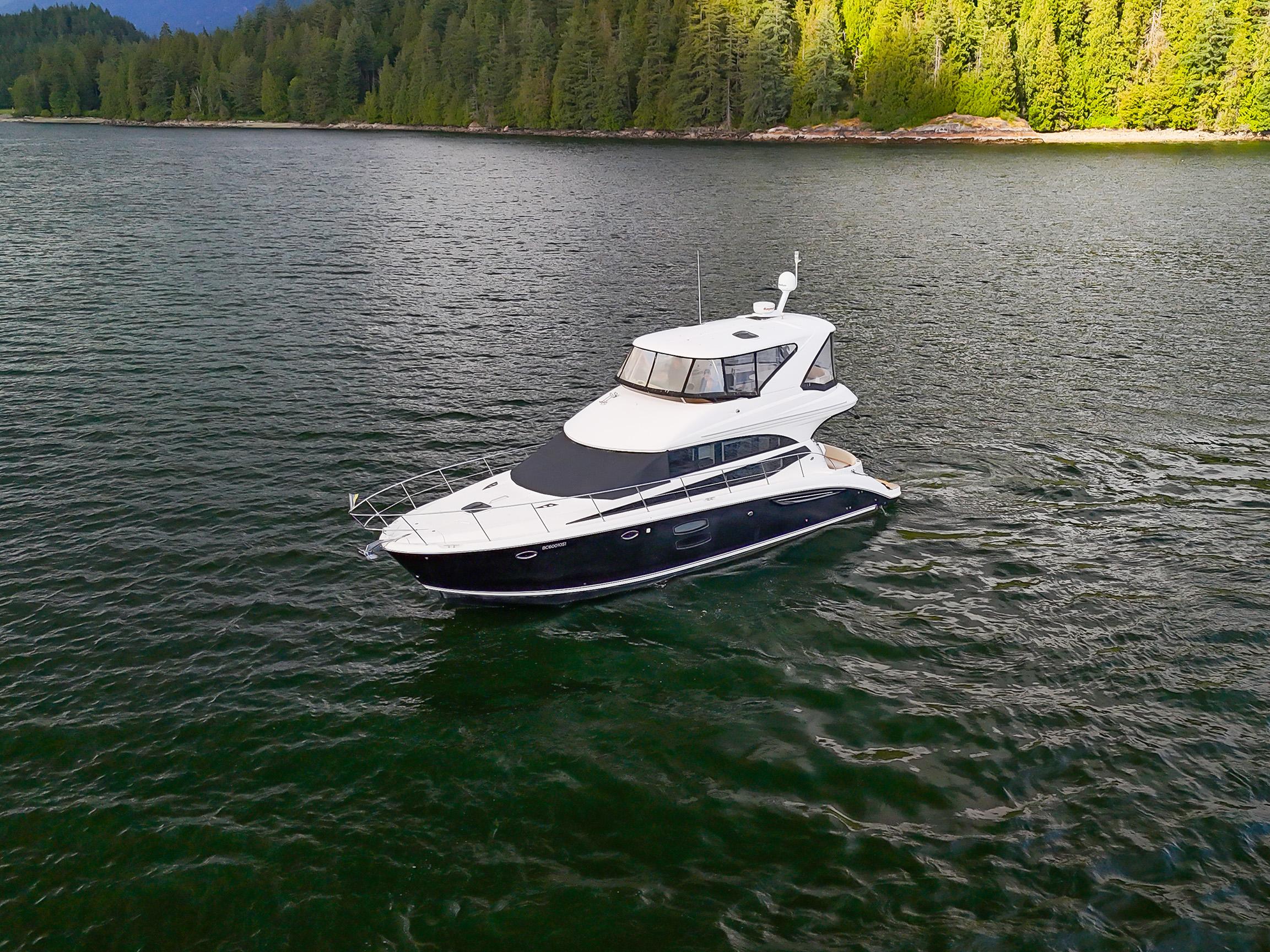 2012 Meridian 441 Sedan
