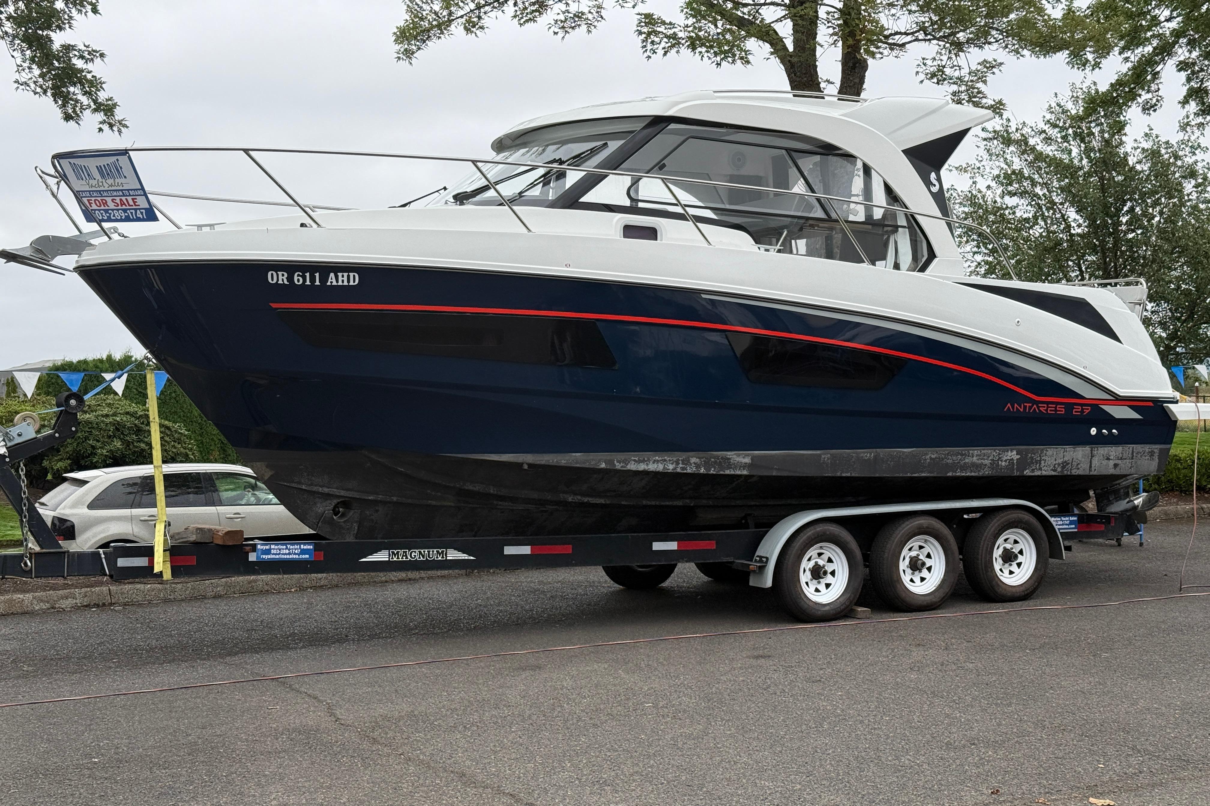 2021 Beneteau Antares 9