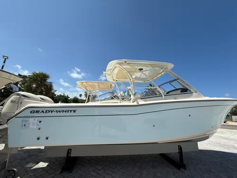 Grady-White Freedom 275