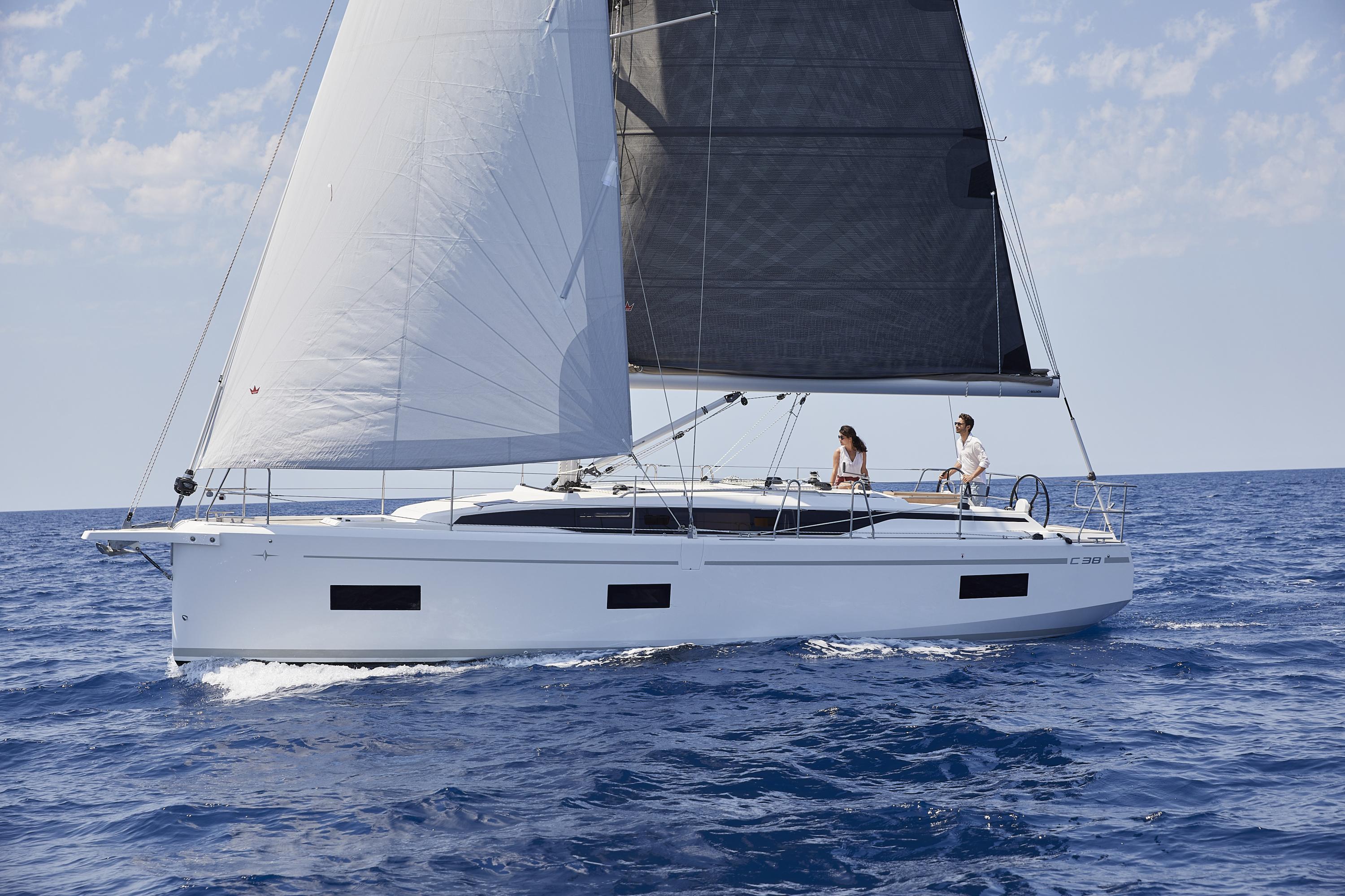 Bavaria C38