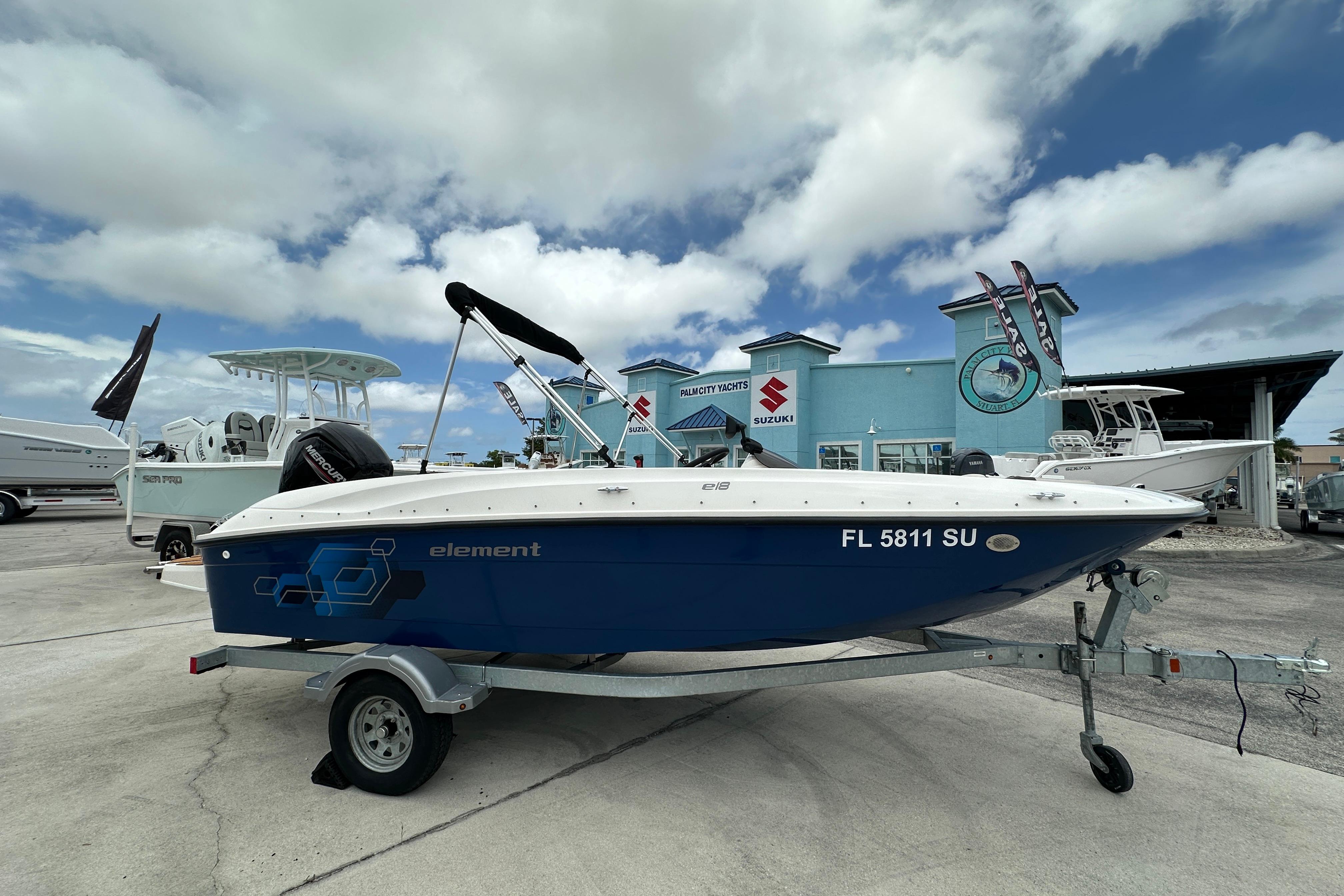 2021 Bayliner Element E18