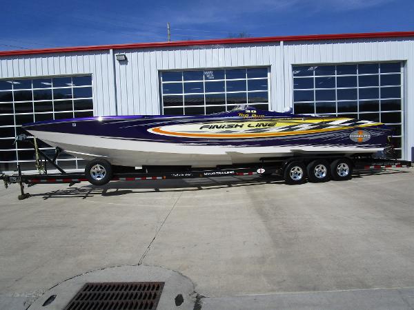 2005 Cigarette 39 Top Gun