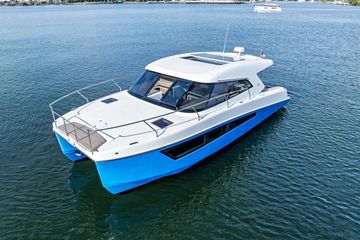 2025 Makai M37