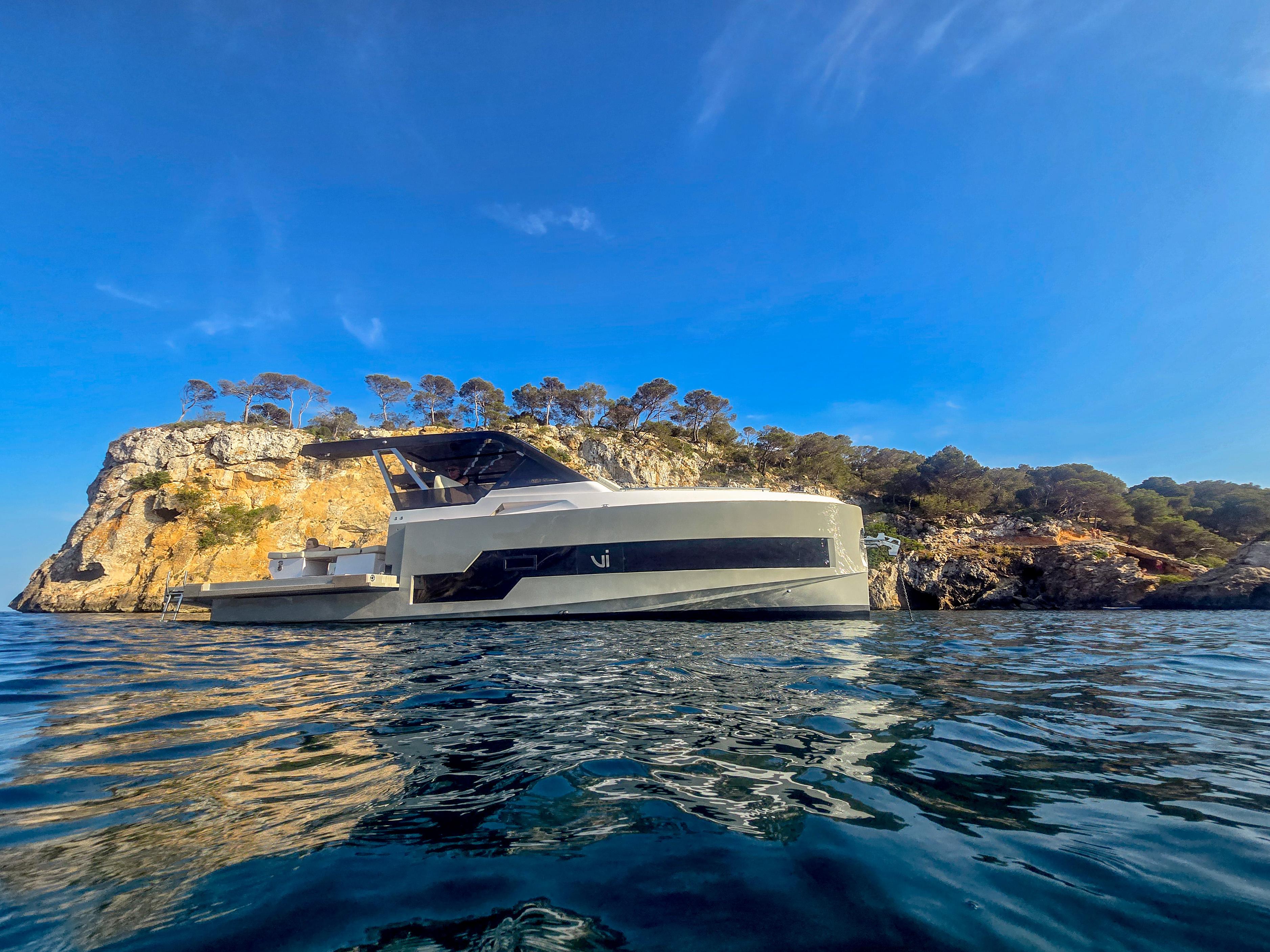 2025 Custom Vi Yachts Q4