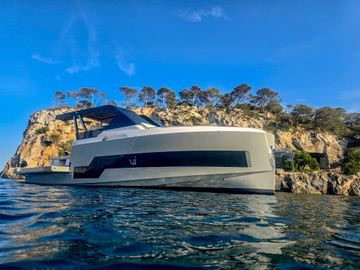2025 Custom Vi Yachts Q4