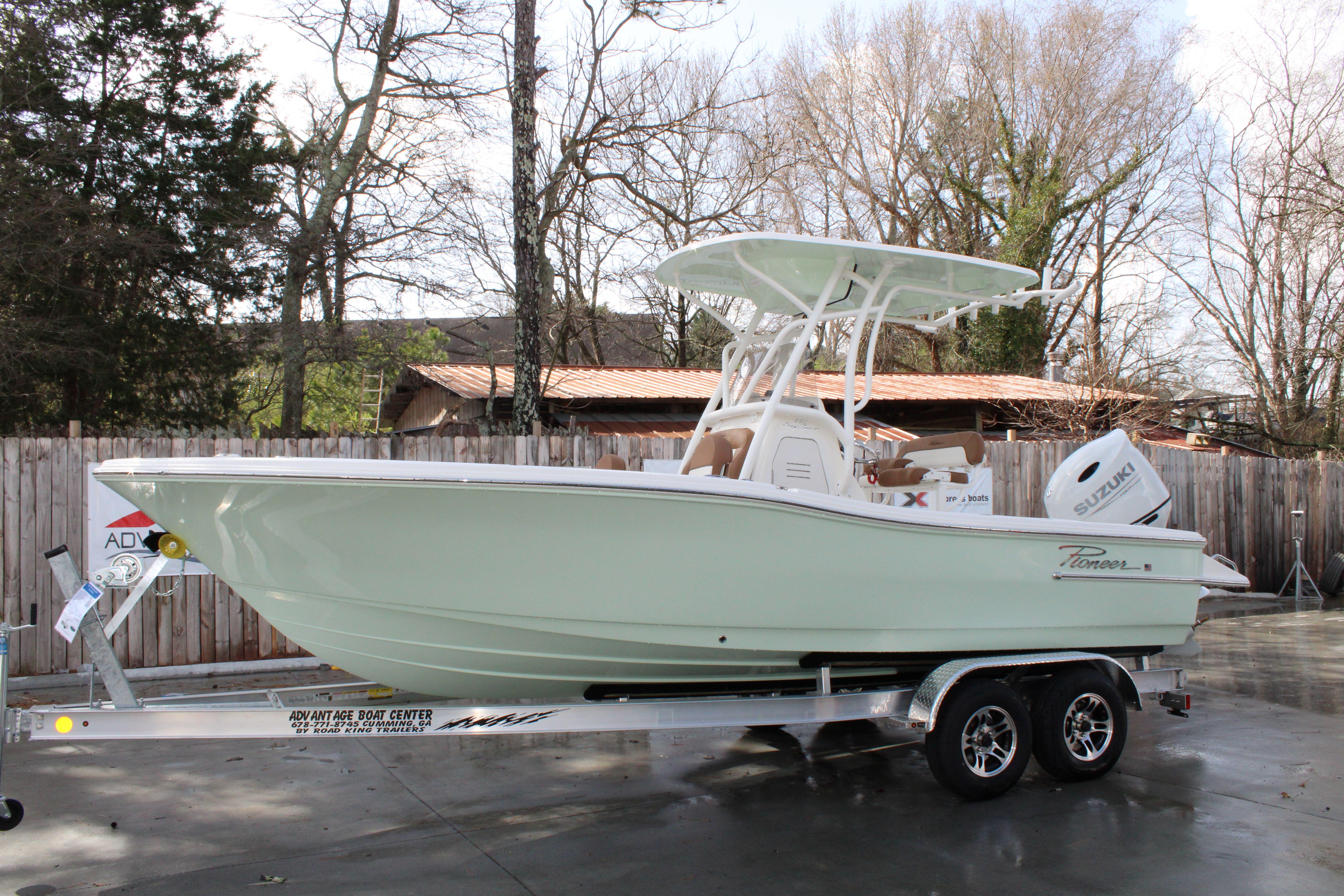 2025 Pioneer 220 Bay Sport