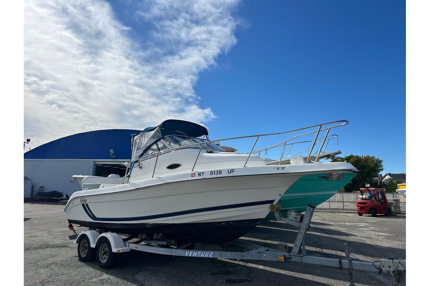 Cobia 220 Walkaround