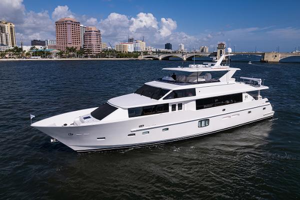 Hargrave Motor Yacht Profile