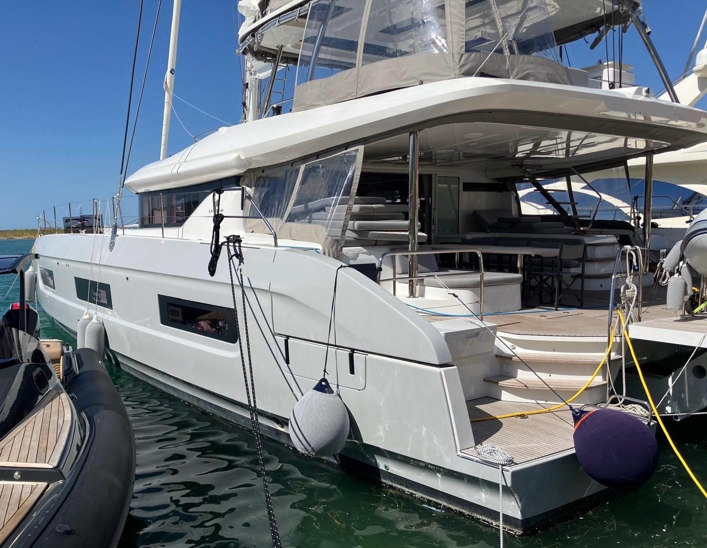 2025 Lagoon 60