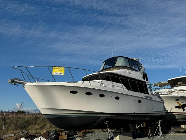 Ocean Alexander 42