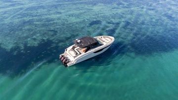 2021 Cruisers Yachts 38 GLS OB