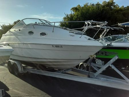 2001 Regal Commodore 2460 Tampa Florida Boats Com