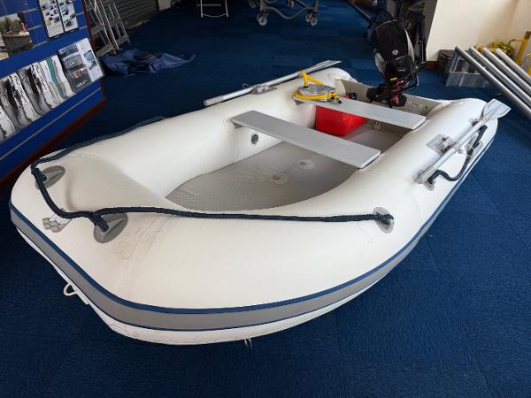 2007 Quicksilver 310 Inflatables Air Deck
