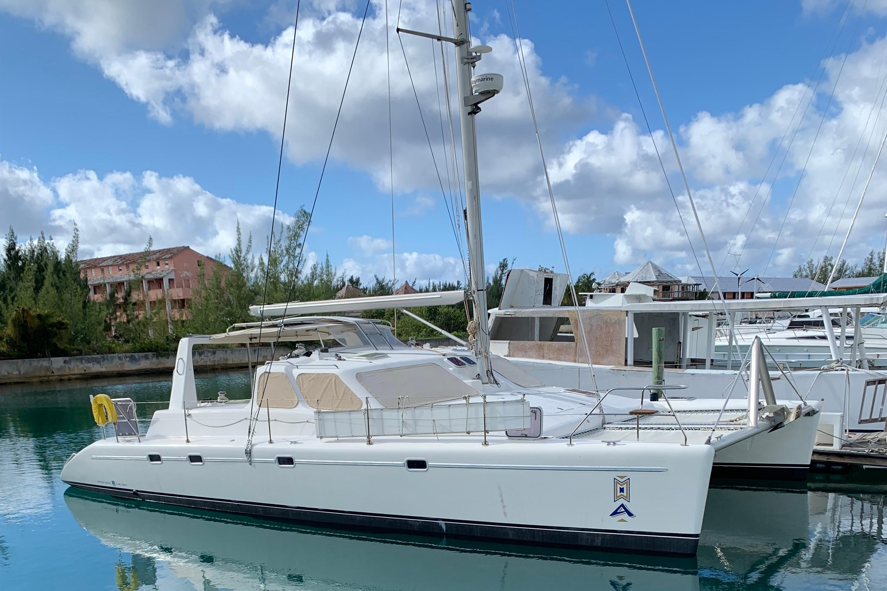 2000 Voyage Yachts Norseman 430