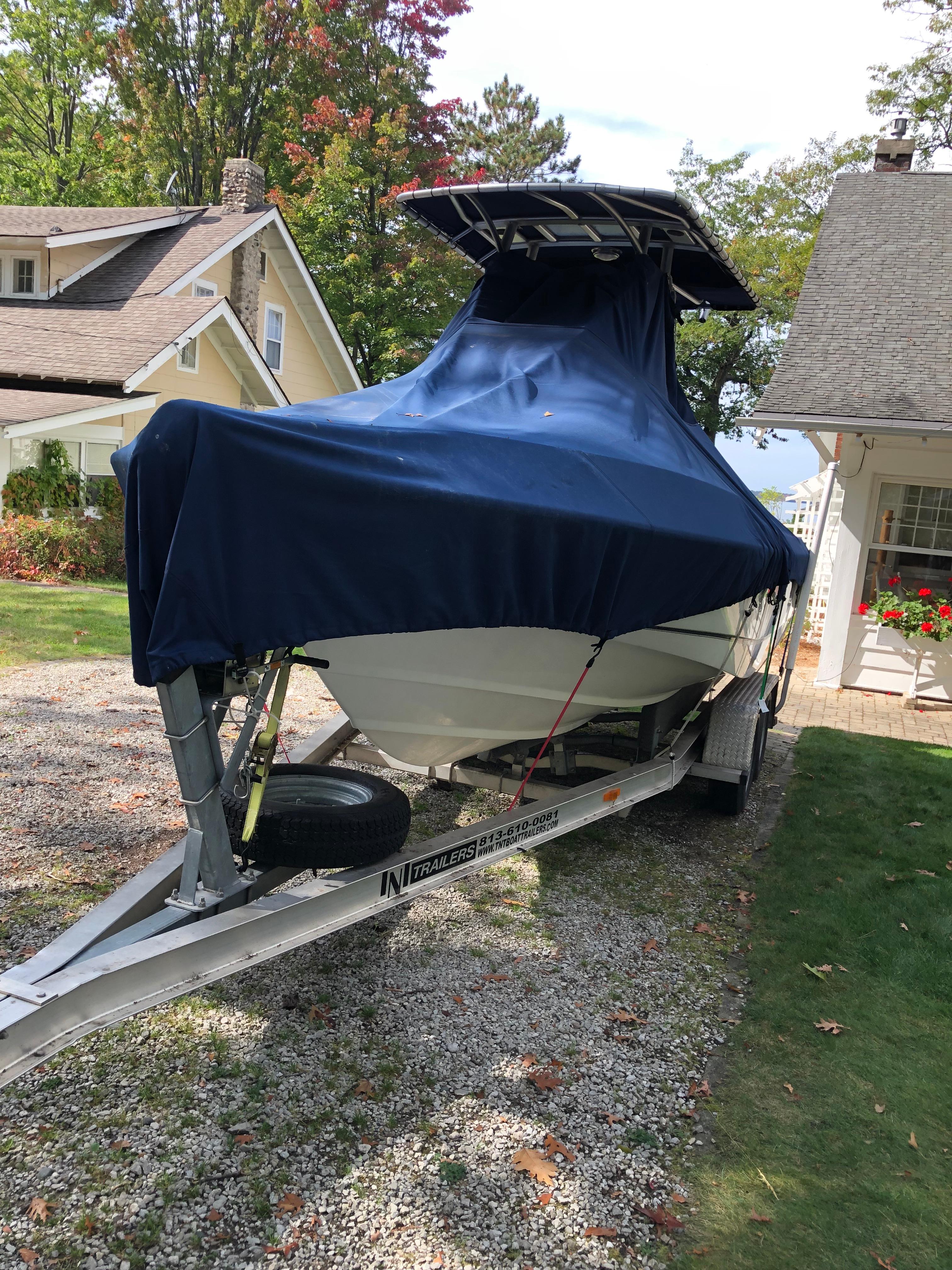 2006 Boston Whaler 210 Outrage
