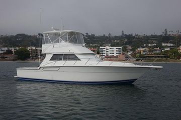 1990 Tiara Yachts 4300 Convertible