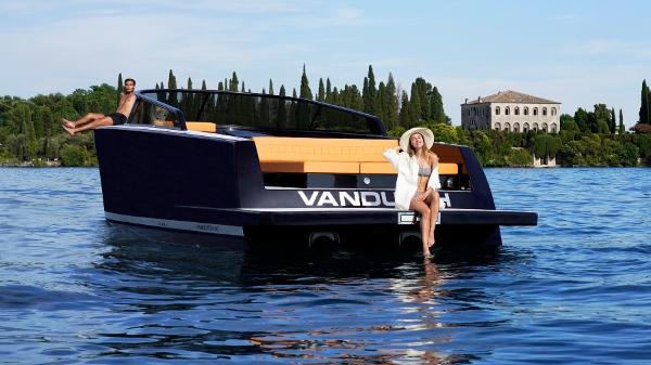 2025 VanDutch 40