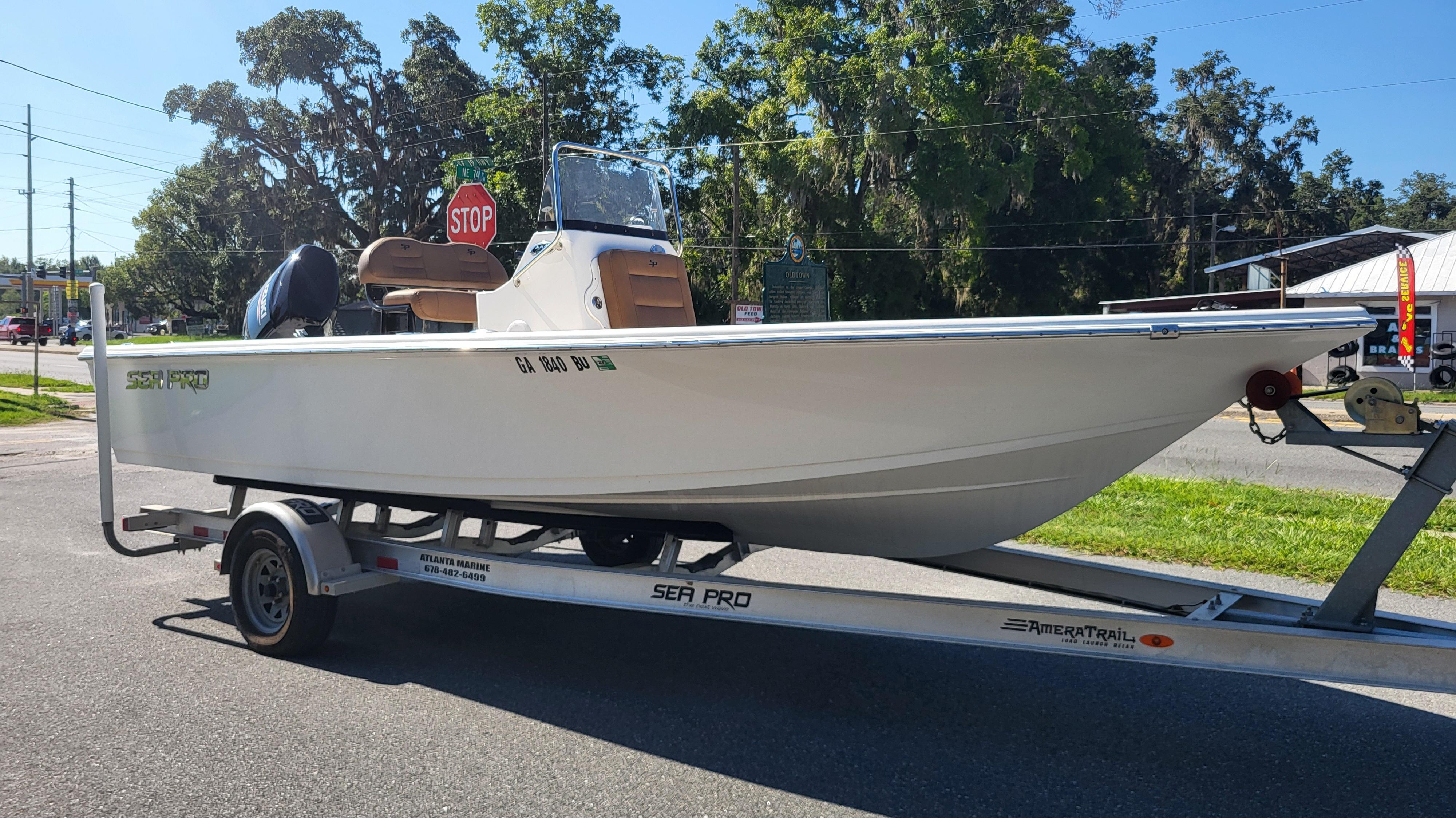 2020 Sea Pro 208 Bay