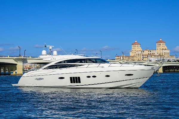2013 Princess V72 Express Yacht