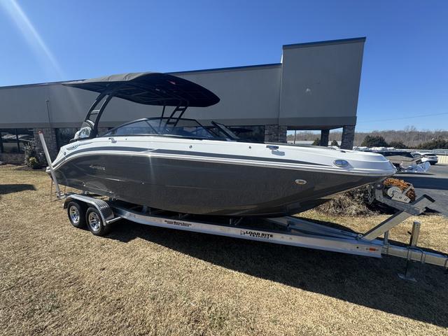 2025 Hurricane Sundeck SD 2600 OB