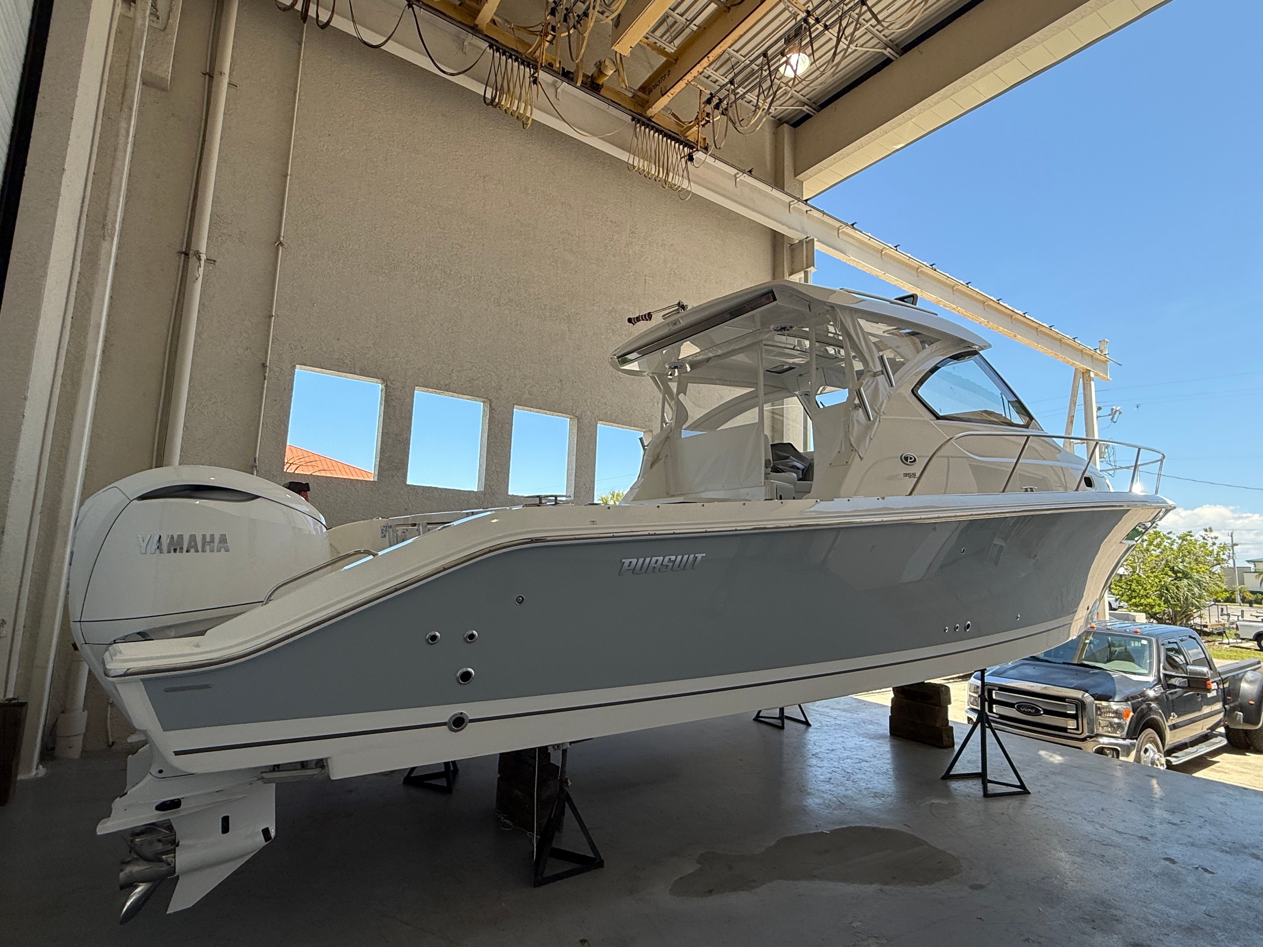 2026 Pursuit OS 355 Offshore