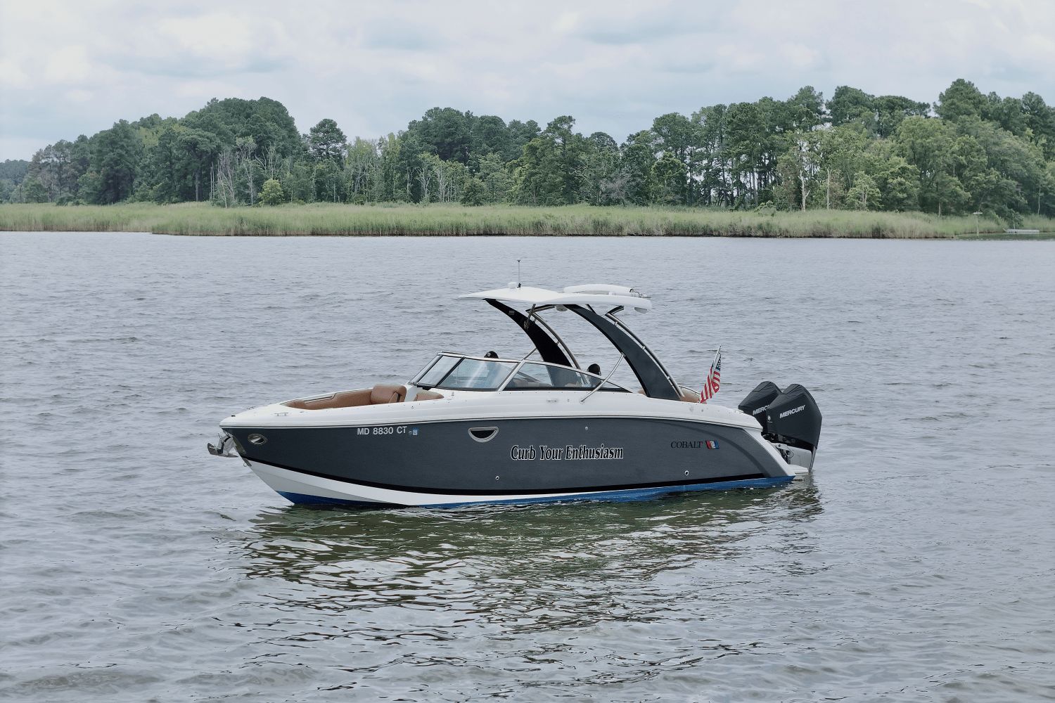 2023 Cobalt 30SC Outboard