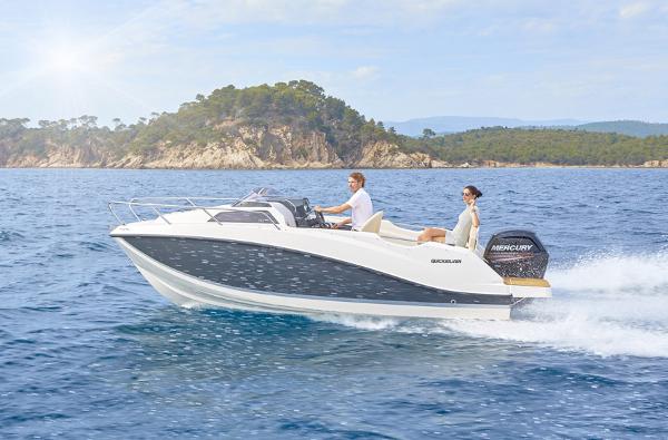 2025 Quicksilver Activ 555 Cabin