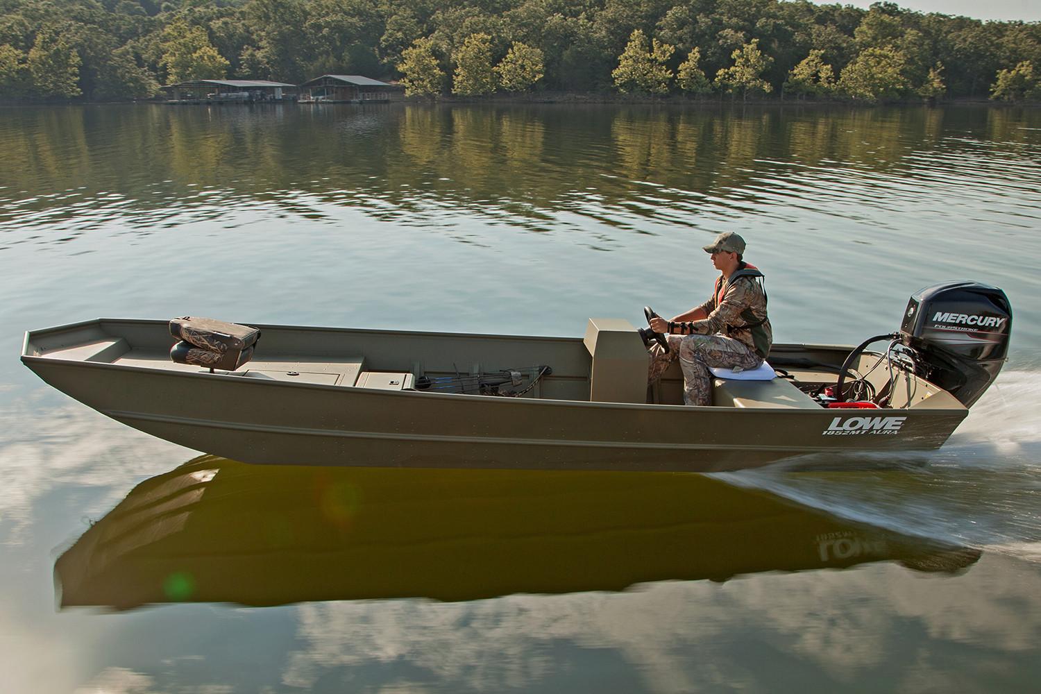 Lowe Boat image