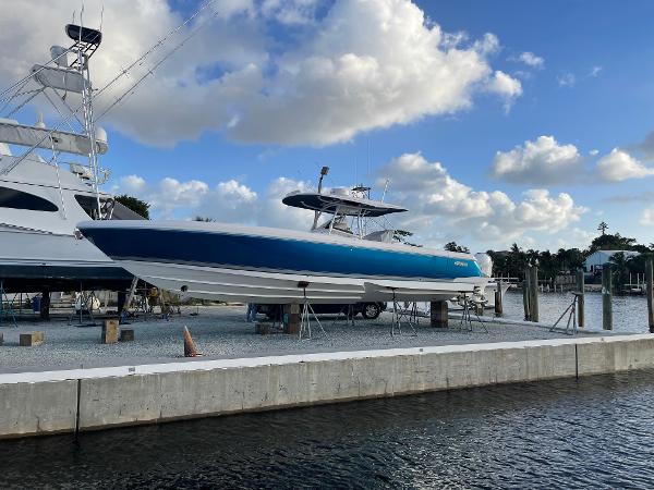 2022 Intrepid 407 Nomad FE