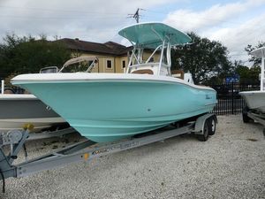 Pioneer Islander 222