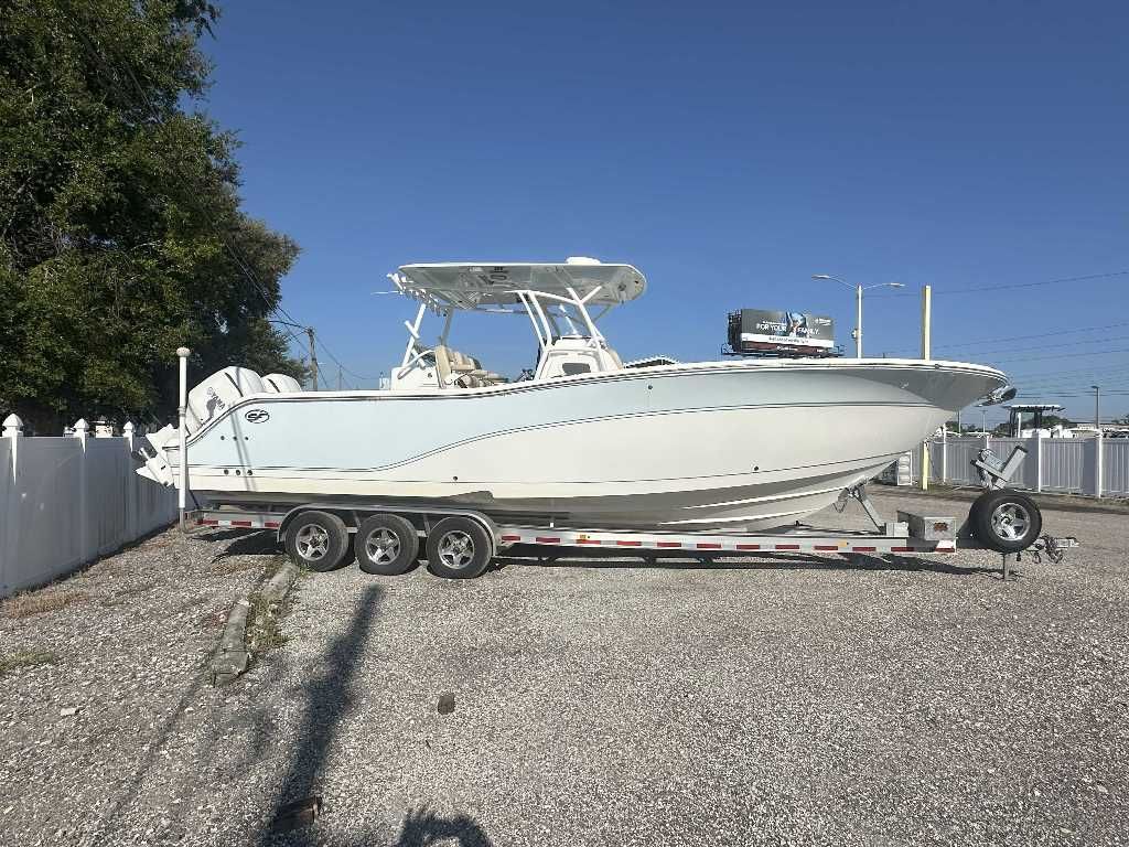 2018 Sea Fox 328 Commander